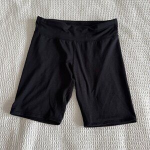 ALL IN MOTION biker shorts girls L